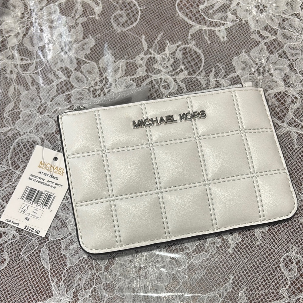 Michael Kors White Quilted Leather Zip Wallet